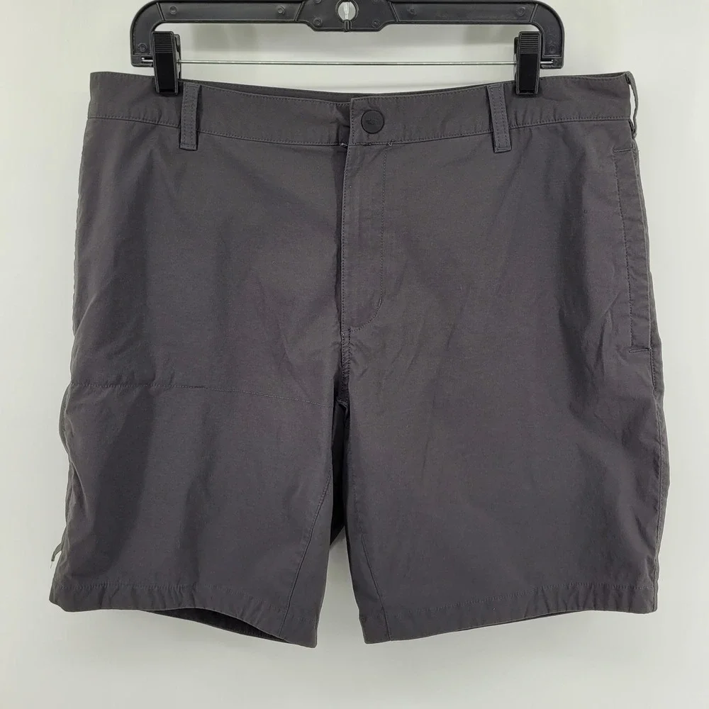 The North Face Mens Size 36 Regular Shorts‎ Gray Nylon Zip Pocket Outdoor Hiking